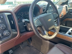 Used 2019 Chevrolet Silverado 3500HD 4WD Crew Cab 167.7" High Country at Suburban Ford of Sterling Heights near Sterling Heights, MI
