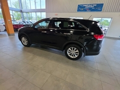 Used 2018  Kia Sorento L FWD at Maxx Loans near St&period; Adrian&comma; MI