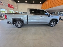 Used 2025  GMC Sierra 1500 4WD Crew Cab 147" SLT at Maxx Loans near St&period; Adrian&comma; MI