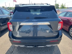 Used 2022 Ford Explorer XLT 4WD at Suburban Ford of Sterling Heights near Sterling Heights, MI