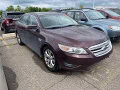 Used 2011 Ford Taurus 4d Sedan SEL at Maxx Loans near ,