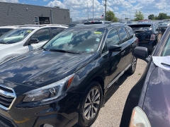 Used 2018 Subaru Outback 4d SUV 3.6R Touring at Maxx Loans near ,