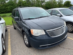 Used 2012 Chrysler Town & Country 4d Wagon Touring at Suburban Ford of Sterling Heights near Sterling Heights, MI