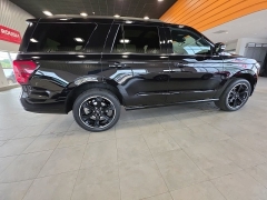 Used 2023  Ford Expedition Limited 4x4 at Maxx Loans near St&period; Adrian&comma; MI