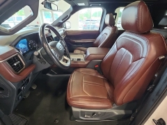 Used 2023  Ford Expedition Max Limited 4x2 at Maxx Loans near St&period; Adrian&comma; MI