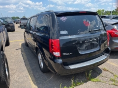 Used 2013 Dodge Grand Caravan 4d Wagon SXT at Suburban Ford of Sterling Heights near Sterling Heights, MI