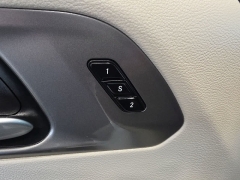 Used 2024  Chrysler Pacifica Touring L FWD at Maxx Loans near St&period; Adrian&comma; MI