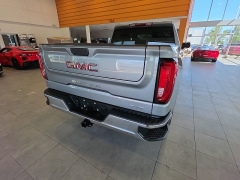 Used 2025  GMC Sierra 1500 4WD Crew Cab 147" SLT at Maxx Loans near St&period; Adrian&comma; MI