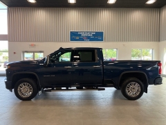 Used 2021 Chevrolet Silverado 3500HD 4WD Crew Cab High Country at Suburban Ford of Sterling Heights near Sterling Heights, MI