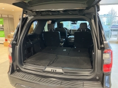 Used 2020 Ford Expedition 4d SUV 4WD Limited at Maxx Loans near ,