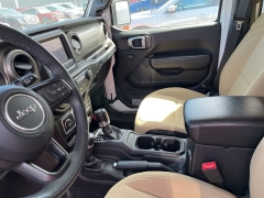 Used 2018 Jeep Wrangler Unlimited Sport S 4x4 at Suburban Ford of Sterling Heights near Sterling Heights, MI