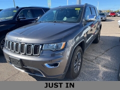 Used 2018 Jeep Grand Cherokee Limited 4x4 at Suburban Ford of Sterling Heights near Sterling Heights, MI
