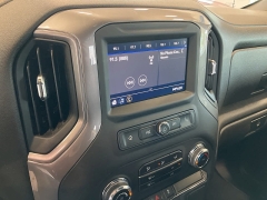 Used 2021 GMC Sierra 1500 4WD Crew Cab at Maxx Loans near St. Adrian, MI