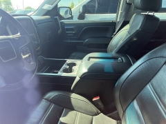 Used 2015 GMC Sierra 1500 4WD Crew Cab Denali at Suburban Ford of Sterling Heights near Sterling Heights, MI