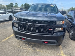 Used 2020  Chevrolet Silverado 1500 4WD Crew Cab 147" Custom Trail Boss at Maxx Loans near St&period; Adrian&comma; MI