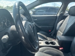 Used 2009  Pontiac G6 4d Sedan at Maxx Loans near St&period; Adrian&comma; MI