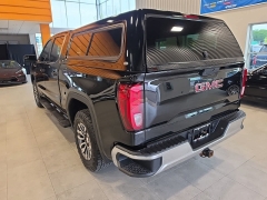 Used 2019  GMC Sierra 1500 4WD Crew Cab 147" SLE at Maxx Loans near St&period; Adrian&comma; MI