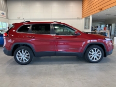 Used 2014 Jeep Cherokee 4d SUV 4WD Limited V6 at Maxx Loans near ,