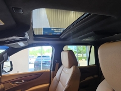 Used 2017  Cadillac Escalade 4d SUV 4WD Platinum at Maxx Loans near St&period; Adrian&comma; MI