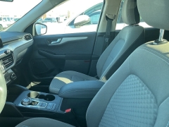 Used 2020 Ford Escape 4d SUV AWD SE at Suburban Ford of Sterling Heights near Sterling Heights, MI