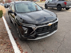 Used 2025  Chevrolet Trax FWD 4dr LT at Maxx Loans near St. Adrian, MI