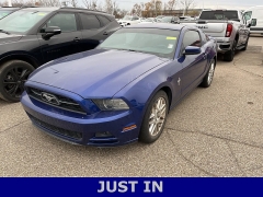 Used 2013  Ford Mustang 2dr Cpe V6 at Maxx Loans near St. Adrian, MI