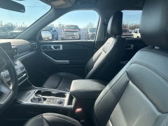 Used 2023  Ford Explorer XLT 4WD at Maxx Loans near St&period; Adrian&comma; MI