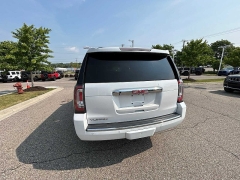 Used 2017 GMC Yukon 4d SUV 4WD Denali at Suburban Ford of Sterling Heights near Sterling Heights, MI