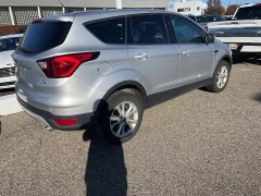 Used 2019  Ford Escape 4d SUV 4WD SE at Maxx Loans near St. Adrian, MI