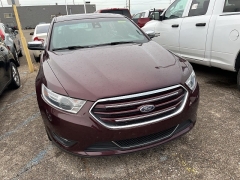 Used 2019  Ford Taurus 4d Sedan AWD Limited at Maxx Loans near St&period; Adrian&comma; MI