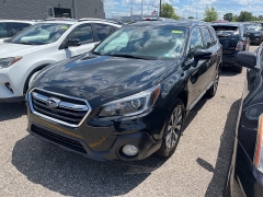 Used 2018 Subaru Outback 4d SUV 3.6R Touring at Maxx Loans near ,