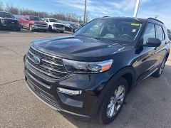 Used 2023  Ford Explorer XLT 4WD at Maxx Loans near St&period; Adrian&comma; MI