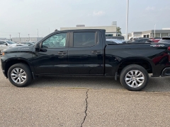 Used 2020 Chevrolet Silverado 1500 4WD Crew Cab 147" Custom at Suburban Ford of Sterling Heights near Sterling Heights, MI
