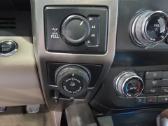 Used 2019  Ford F-150 4WD SuperCrew Limited at Maxx Loans near St&period; Adrian&comma; MI