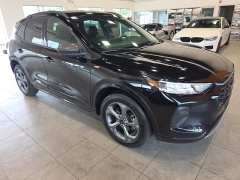 Used 2024  Ford Escape ST-Line AWD at Maxx Loans near St&period; Adrian&comma; MI