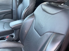 Used 2021  Jeep Compass Limited 4x4 at Maxx Loans near St&period; Adrian&comma; MI