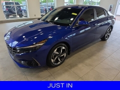 Used 2023  Hyundai Elantra Limited IVT at Maxx Loans near St&period; Adrian&comma; MI