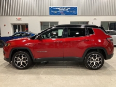 Used 2025  Jeep Compass Limited 4x4 at Maxx Loans near St&period; Adrian&comma; MI