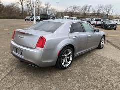 Used 2016 Chrysler 300C 4d Sedan V6 at Maxx Loans near ,
