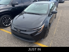 Used 2024  Toyota Corolla LE CVT &lpar;Natl&rpar; at Maxx Loans near St&period; Adrian&comma; MI