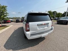 Used 2017 GMC Yukon 4d SUV 4WD Denali at Suburban Ford of Sterling Heights near Sterling Heights, MI