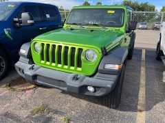 Used 2018  Jeep Wrangler Unlimited Sport 4x4 at Maxx Loans near St&period; Adrian&comma; MI
