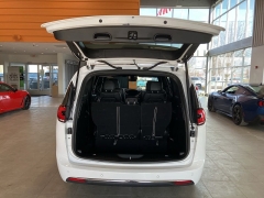 Used 2025  Chrysler Pacifica Select FWD at Maxx Loans near St&period; Adrian&comma; MI