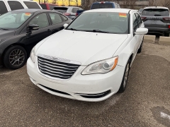 Used 2013  Chrysler 200 4d Sedan Touring at Maxx Loans near St&period; Adrian&comma; MI