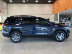 Used 2017  GMC Acadia AWD 4dr SLE w/SLE-2 at Maxx Loans near St. Adrian, MI