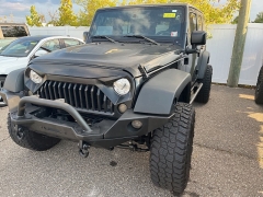 Used 2017 Jeep Wrangler Unlimited 4WD 4dr Rubicon at Suburban Ford of Sterling Heights near Sterling Heights, MI