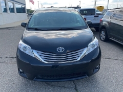Used 2017 Toyota Sienna AWD 7-Passenger (Natl) at Maxx Loans near St. Adrian, MI