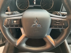 Used 2023 Mitsubishi Outlander SE FWD at Suburban Ford of Sterling Heights near Sterling Heights, MI