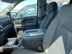 Used 2021 Chevrolet Silverado 1500 4WD Crew Cab 147" LT Trail Boss at Maxx Loans near ,