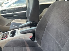 Used 2013 Dodge Grand Caravan 4d Wagon SXT at Suburban Ford of Sterling Heights near Sterling Heights, MI